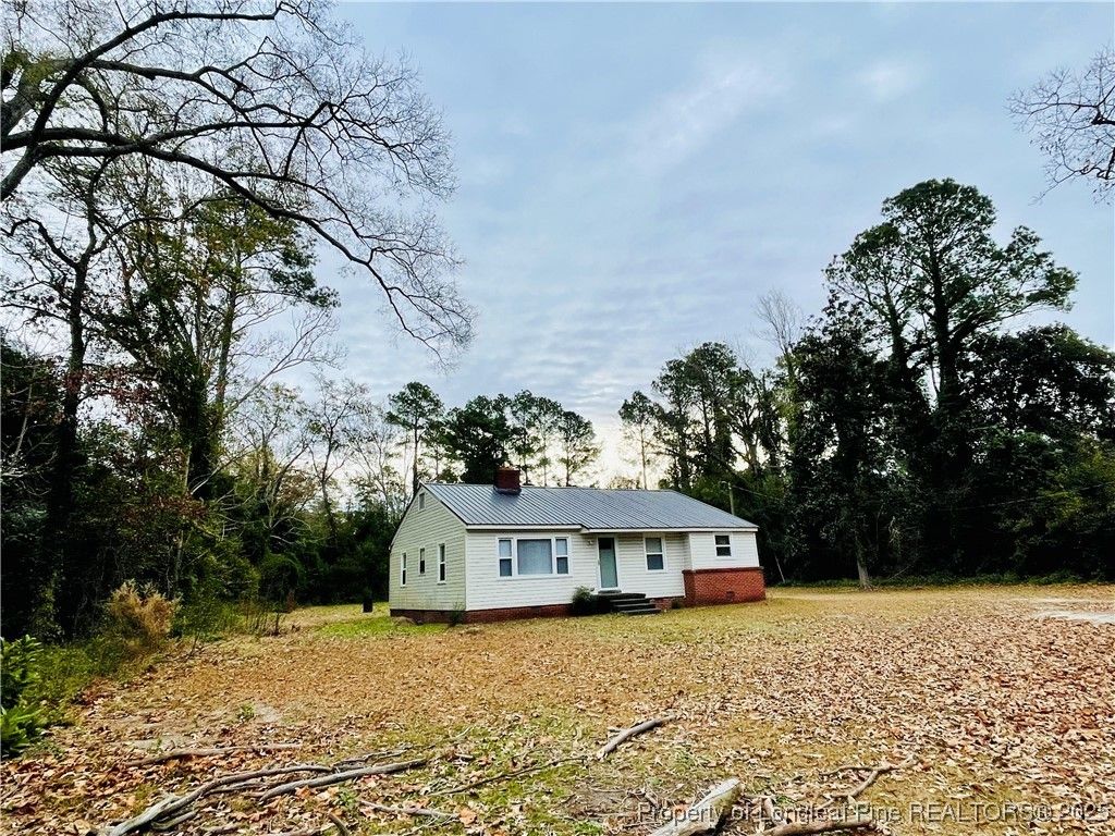 405 S Austin Street S, Maxton, NC 28364 — photo 2