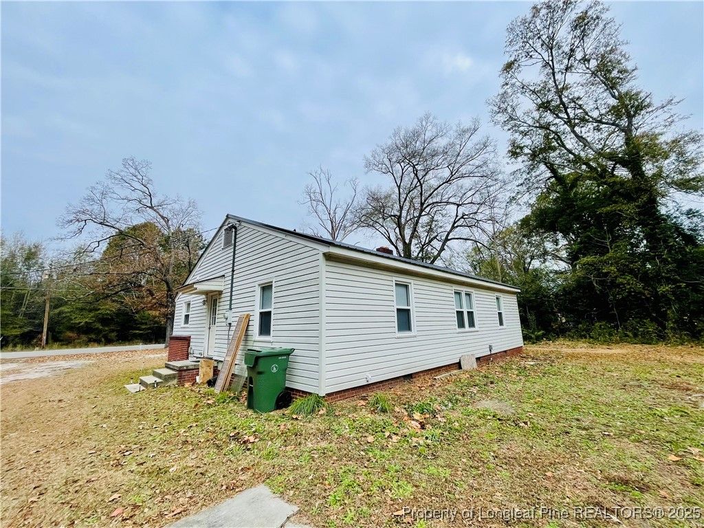 405 S Austin Street S, Maxton, NC 28364 — photo 6