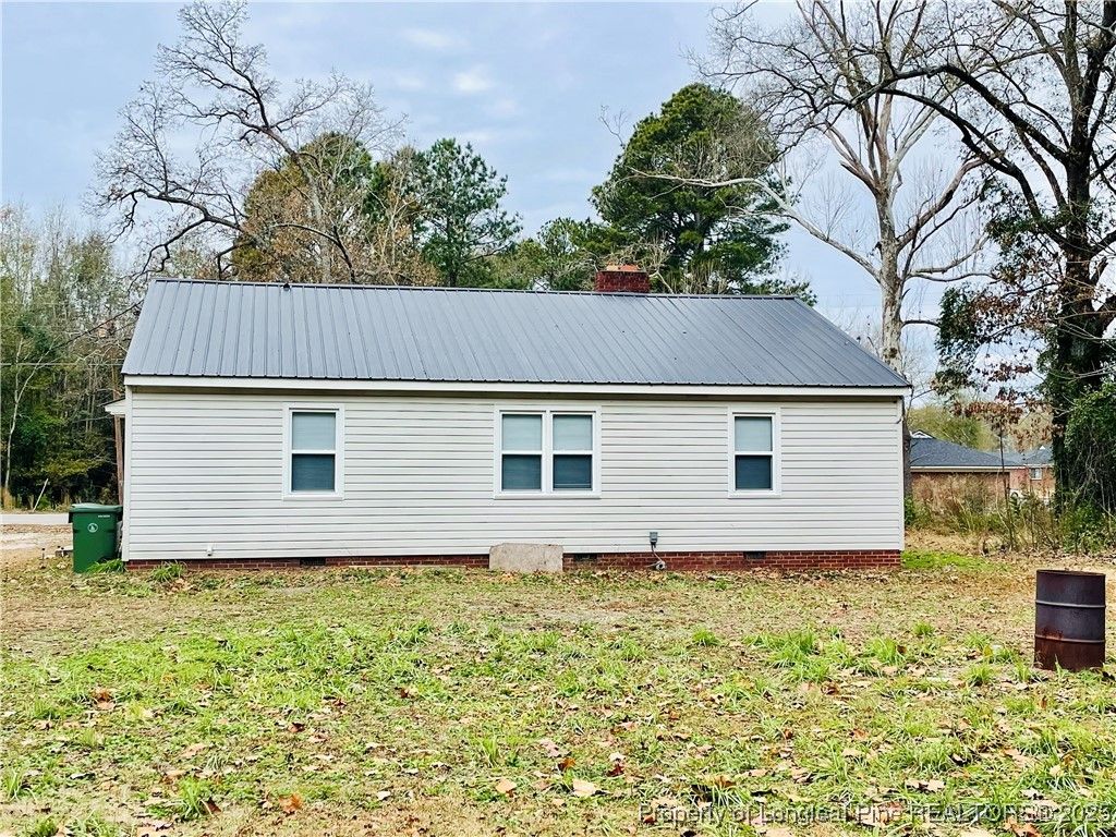 405 S Austin Street S, Maxton, NC 28364 — photo 8