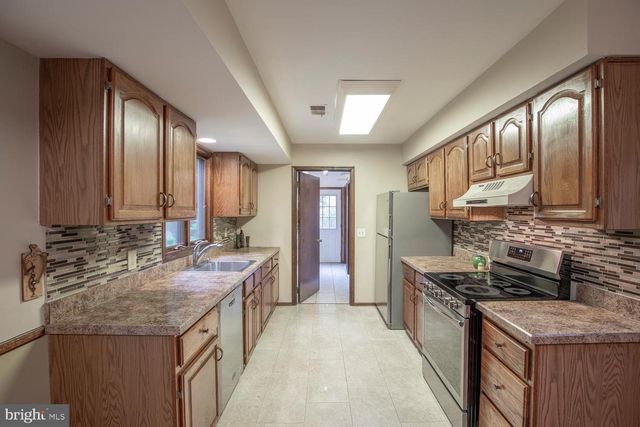 225 PUEBLO RD, Doylestown, PA 18901