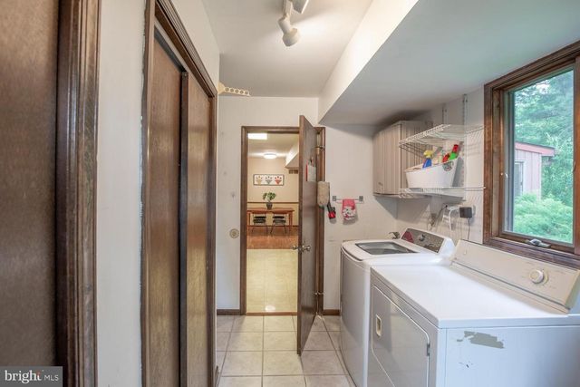 225 PUEBLO RD, Doylestown, PA 18901