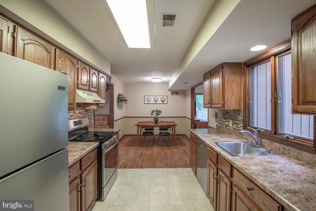 225 PUEBLO RD, Doylestown, PA 18901
