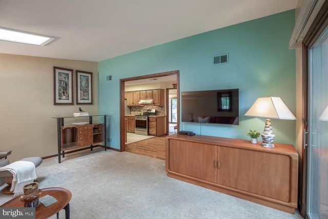 225 PUEBLO RD, Doylestown, PA 18901