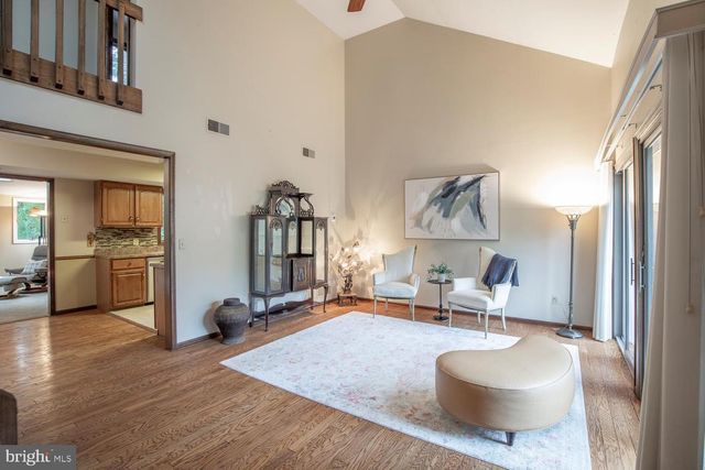 225 PUEBLO RD, Doylestown, PA 18901
