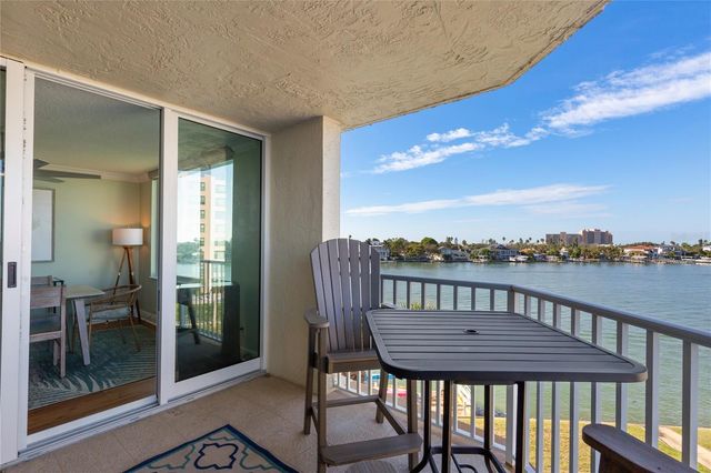 736 ISLAND WAY 406, Clearwater, FL 33767