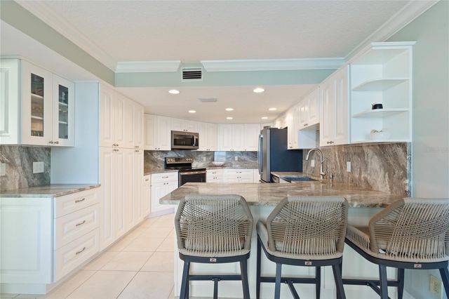 736 ISLAND WAY 406, Clearwater, FL 33767