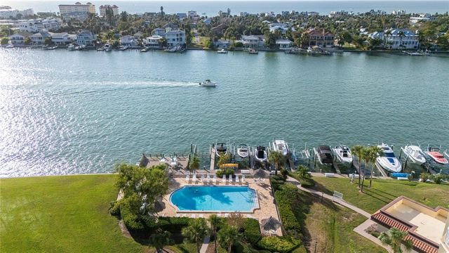 736 ISLAND WAY 406, Clearwater, FL 33767