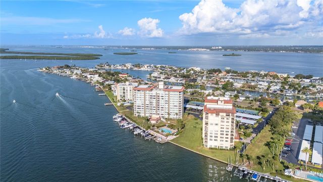 736 ISLAND WAY 406, Clearwater, FL 33767