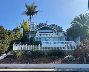 1357 Olivet St, La Jolla, CA 92037