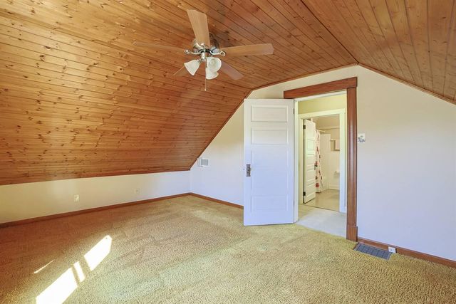124 W Walnut Street, Southgate, KY 41071