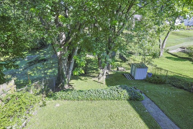 124 W Walnut Street, Southgate, KY 41071