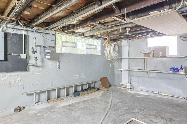 124 W Walnut Street, Southgate, KY 41071