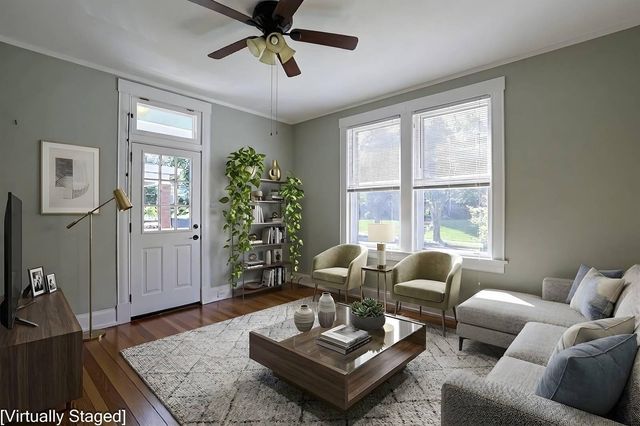 124 W Walnut Street, Southgate, KY 41071