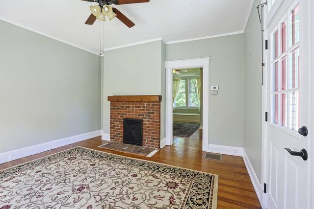 124 W Walnut Street, Southgate, KY 41071