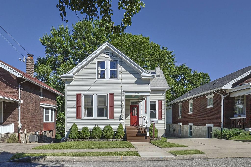 124 W Walnut Street, Southgate, KY 41071