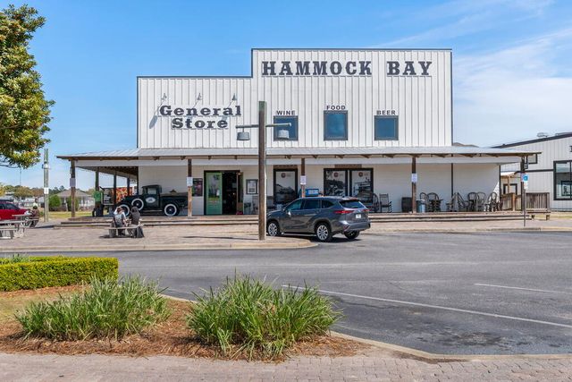 174 Revana Way, Freeport, FL 32439