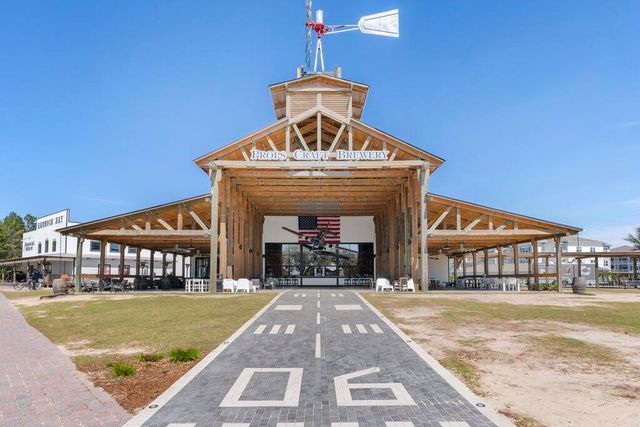 174 Revana Way, Freeport, FL 32439