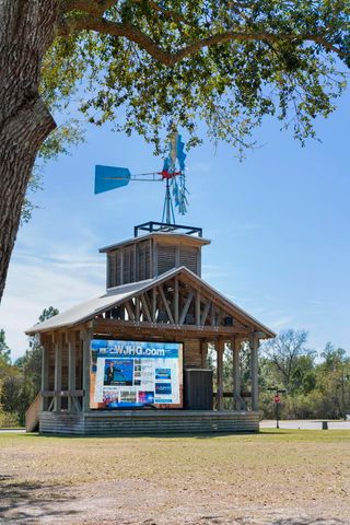 174 Revana Way, Freeport, FL 32439