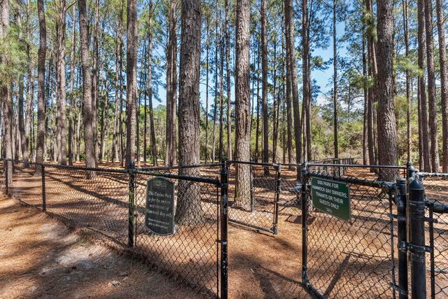 174 Revana Way, Freeport, FL 32439