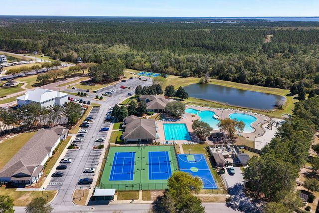 174 Revana Way, Freeport, FL 32439