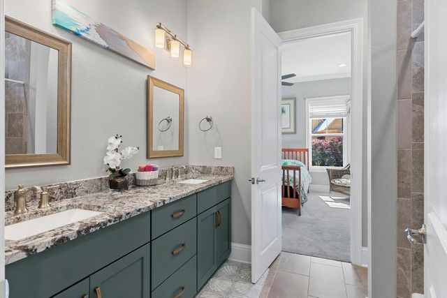 174 Revana Way, Freeport, FL 32439