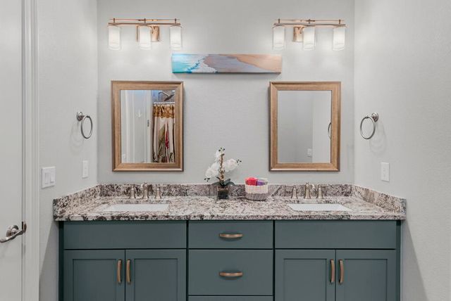 174 Revana Way, Freeport, FL 32439