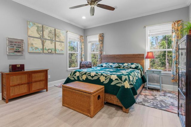 174 Revana Way, Freeport, FL 32439