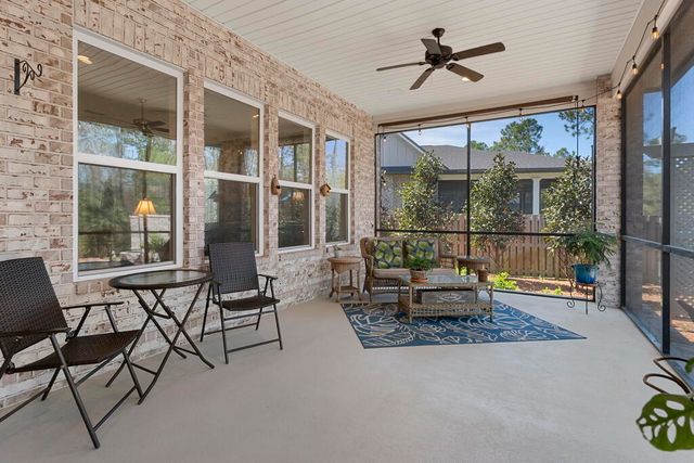 174 Revana Way, Freeport, FL 32439