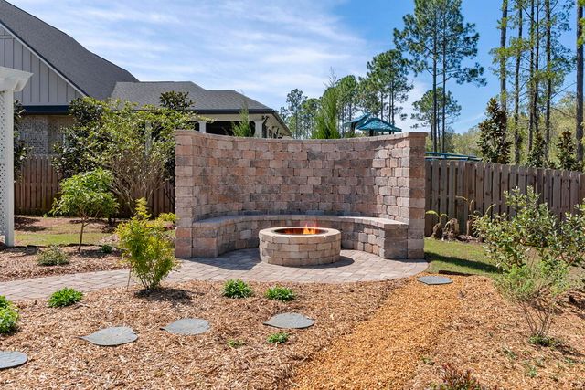 174 Revana Way, Freeport, FL 32439