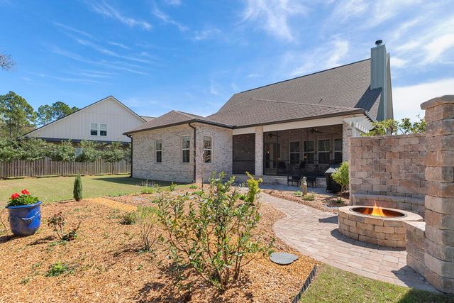 174 Revana Way, Freeport, FL 32439