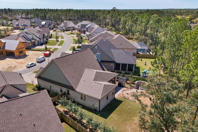 174 Revana Way, Freeport, FL 32439