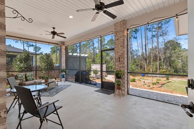 174 Revana Way, Freeport, FL 32439