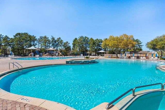 174 Revana Way, Freeport, FL 32439