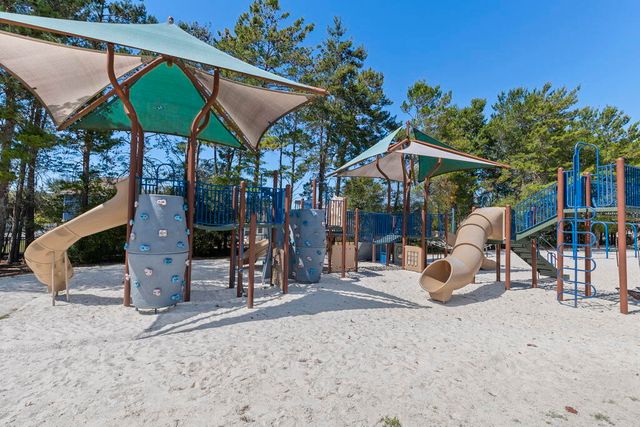 174 Revana Way, Freeport, FL 32439