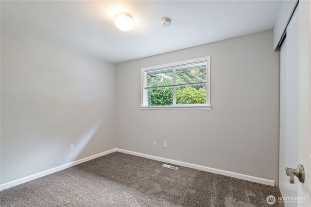 7675 Old Military Road NE, Bremerton, WA 98311