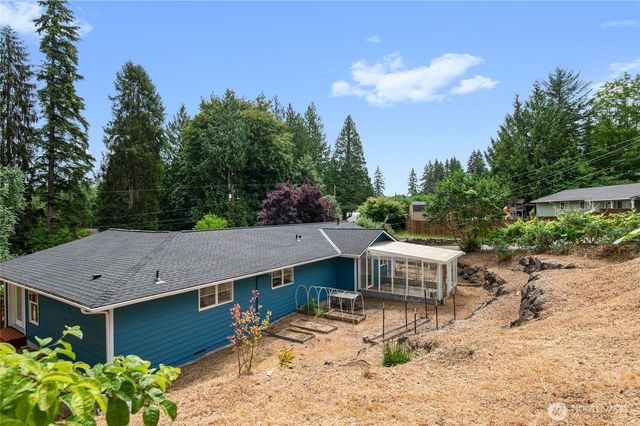 7675 Old Military Road NE, Bremerton, WA 98311