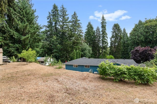 7675 Old Military Road NE, Bremerton, WA 98311