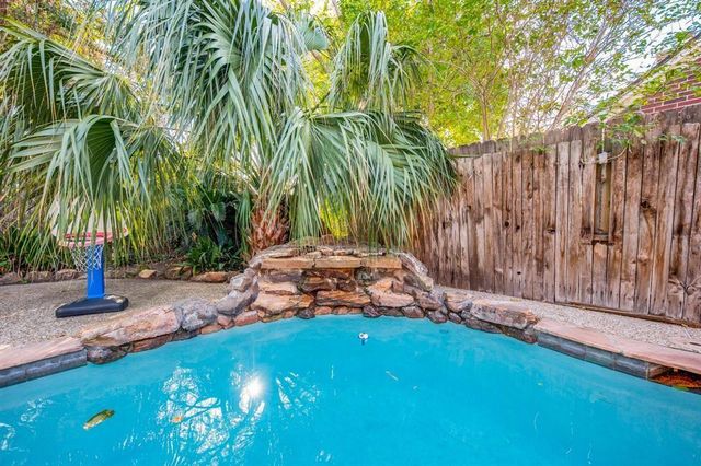 11527 Earley Forest Lane, Houston, TX 77043