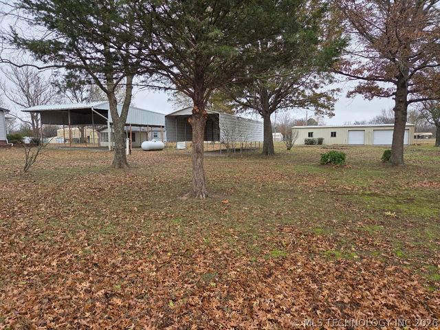 420828 E 1143 Road, Eufaula, OK 74432