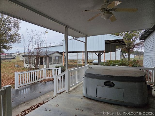 420828 E 1143 Road, Eufaula, OK 74432