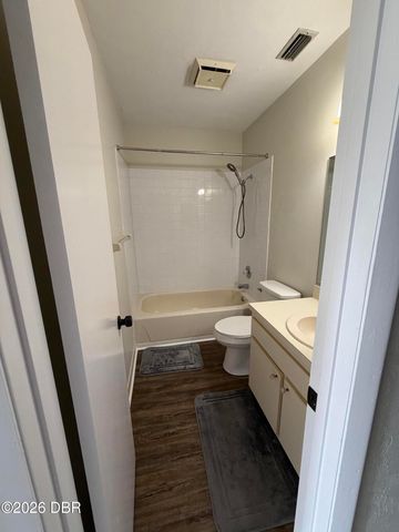 175 Yorktowne Dr Apt 21, Daytona Beach, FL 32119