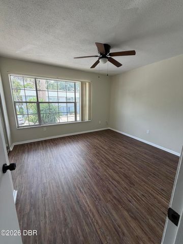 175 Yorktowne Dr Apt 21, Daytona Beach, FL 32119