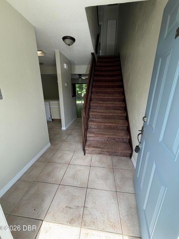 175 Yorktowne Dr Apt 21, Daytona Beach, FL 32119