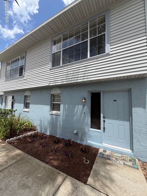 175 Yorktowne Dr Apt 21, Daytona Beach, FL 32119