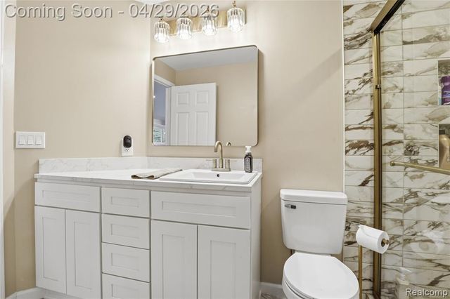 3357 Giddings Boulevard, Highland, MI 48356