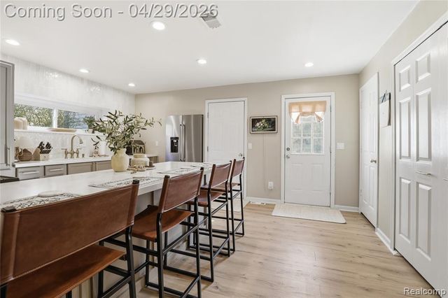3357 Giddings Boulevard, Highland, MI 48356