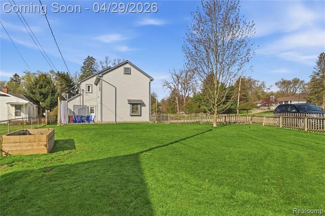 3357 Giddings Boulevard, Highland, MI 48356