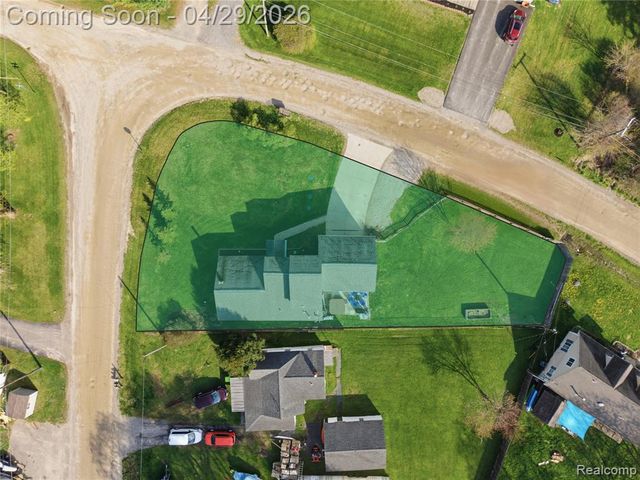 3357 Giddings Boulevard, Highland, MI 48356