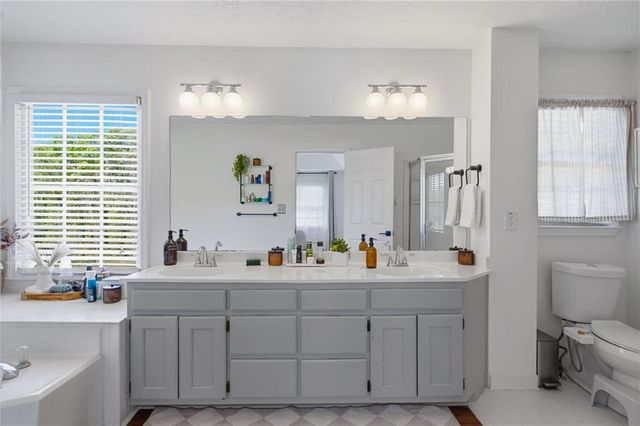 3366 Woodlaurel Drive, Snellville, GA 30078