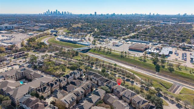 1807 Stacy Crest, Houston, TX 77008